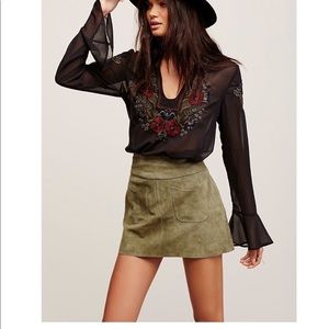 Free people suedue mini skirt NWOT US0